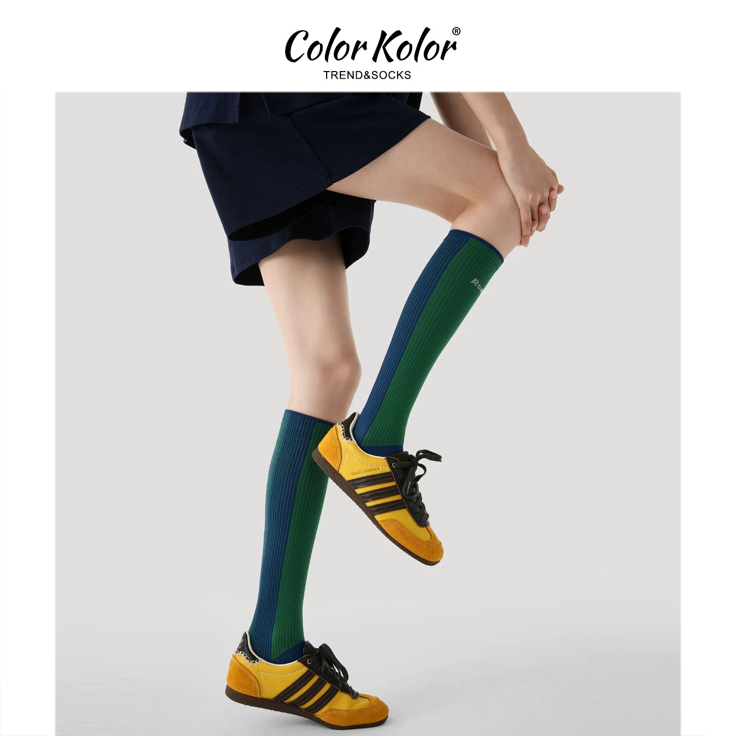 Contrast Stripe Fitness Calf Socks